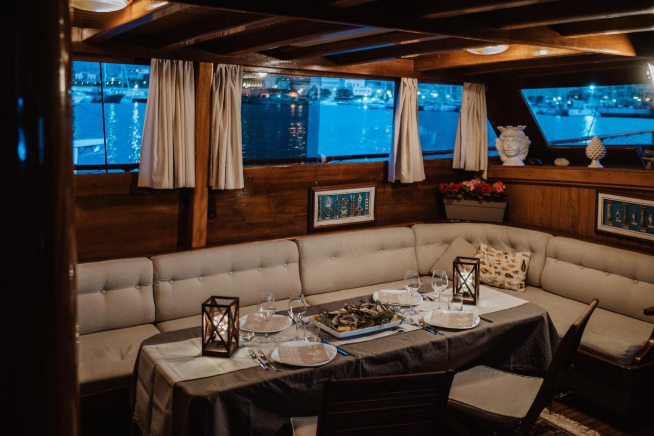 Hotel Sicily Sea Charter Hande Capo Galera Palermo Exterior foto